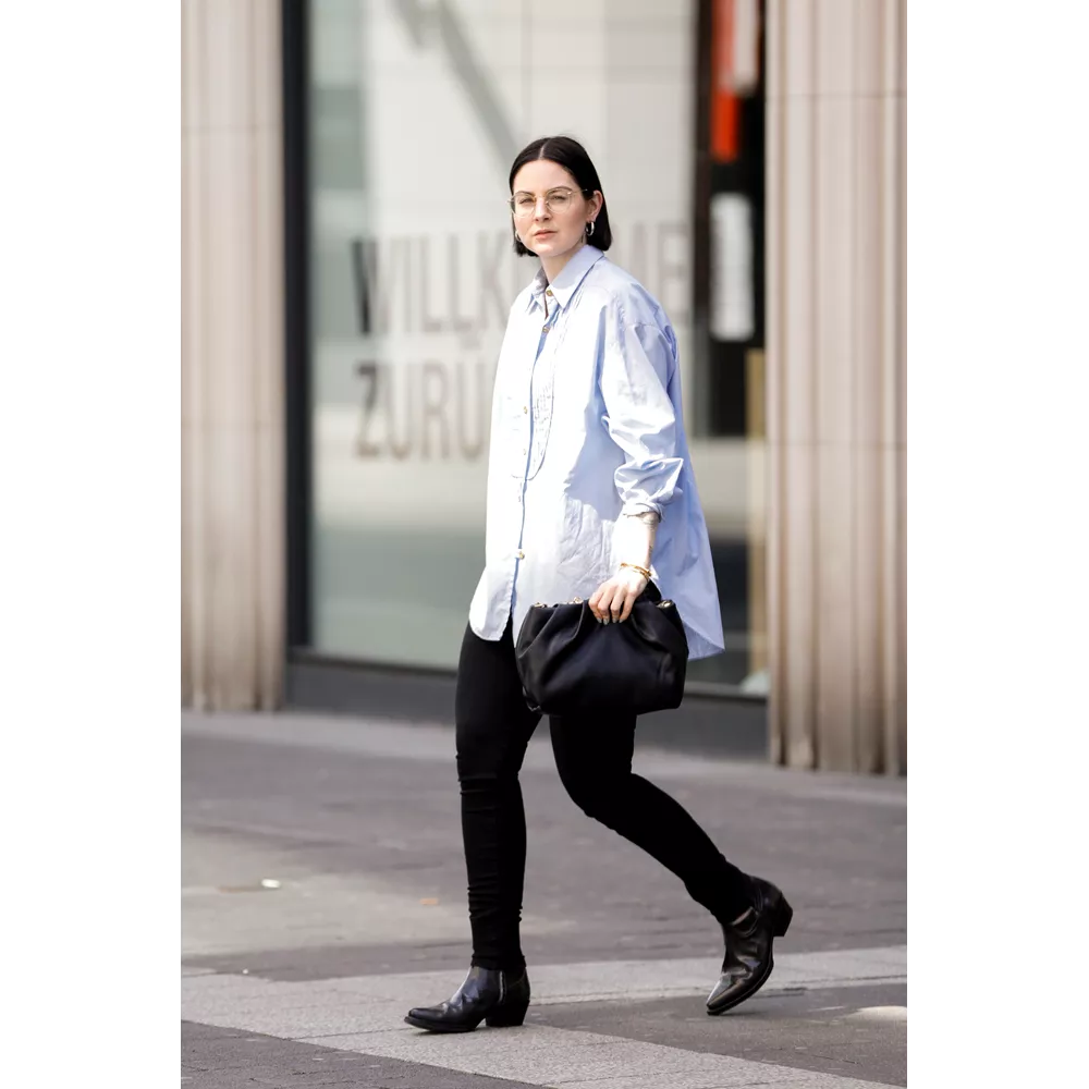 Με western style boots