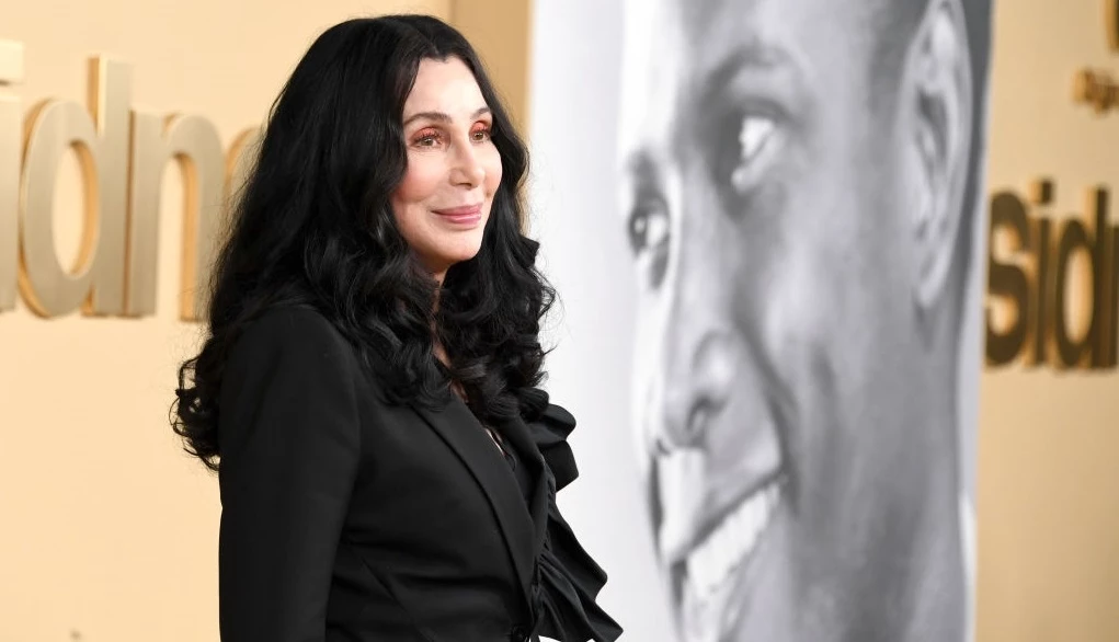 Cher | Το πρόβλημα που αντιμετωπίζει στη σχέση της με τον 37χρονο σύντροφό της