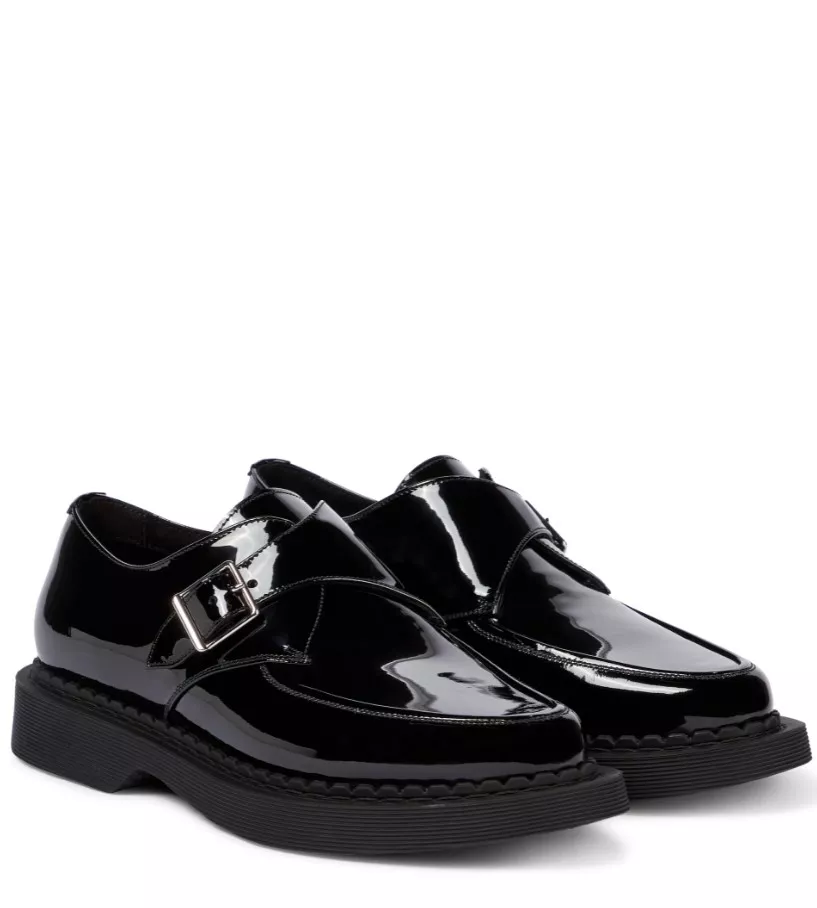 Androgynous shoes