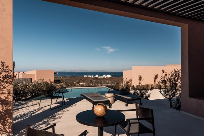 Domes Novos Santorini