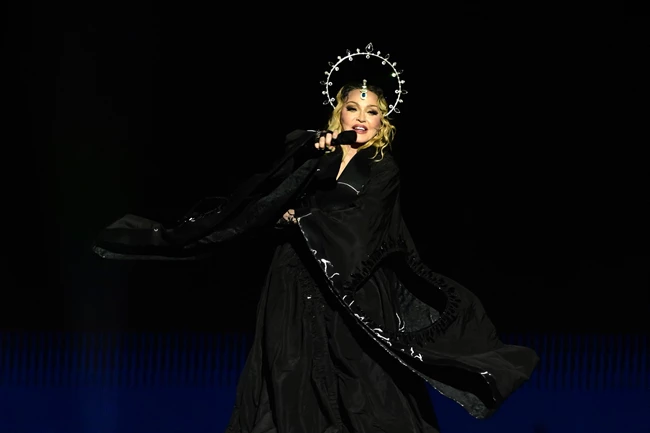 Μήπως η ιστορική επιτυχία της Madonna στο Ρίο έχει κάτι να μας διδάξει;