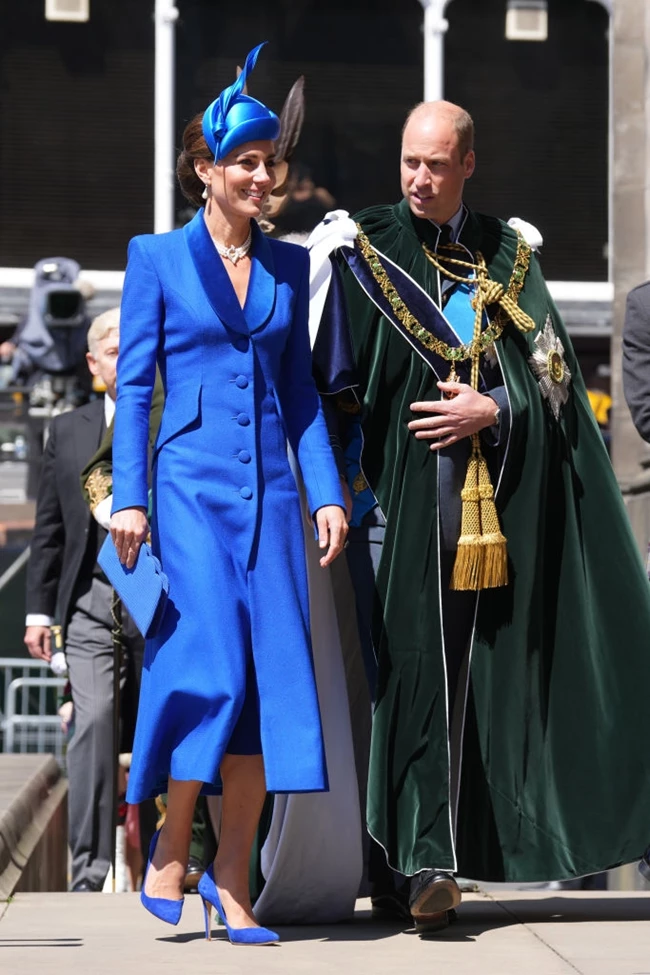 Kate Middleton | Ο τρόπος που τίμησε τη βασίλισσα Ελισάβετ στην Σκωτσέζικη τελετή στέψης του βασιλιά Καρόλου