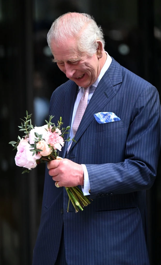 H επιστροφή του βασιλιά Κάρολου | Ο συμβολικός χαρακτήρας της πρώτης του επίσκεψης