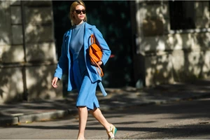 Style Guide | Πώς θα φορέσετε την τάση των jelly shoes αυτή την άνοιξη