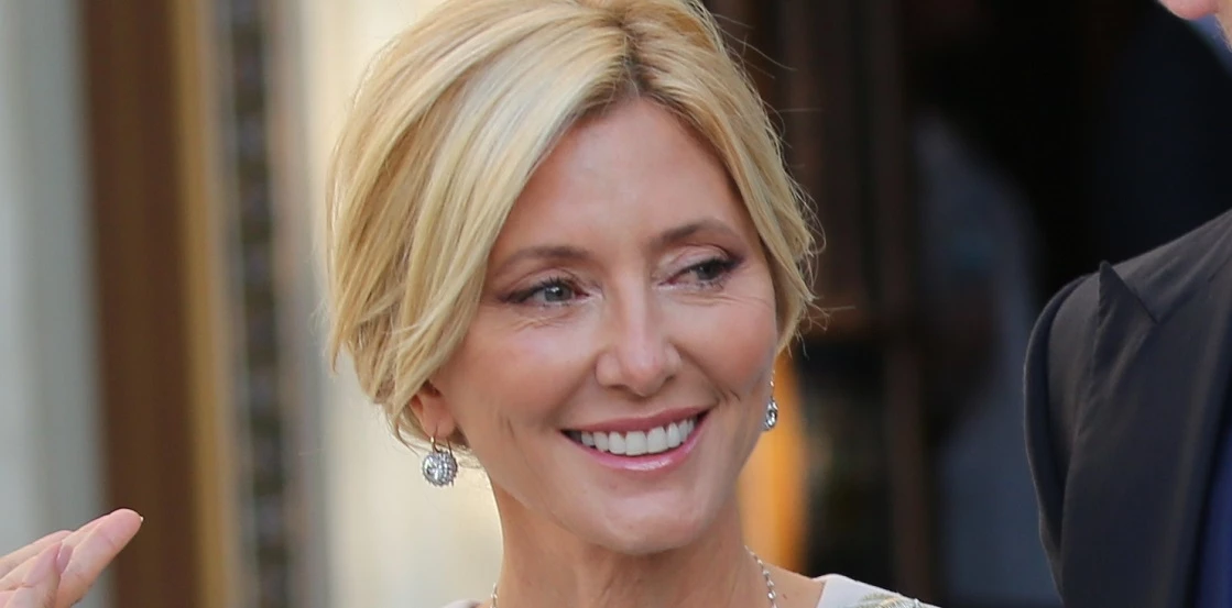 Talita von Fürstenberg | Οι φωτογραφίες από τον αρραβώνα της ανιψιάς της Marie Chantal και το λευκό φόρεμα που θύμιζε νυφικό