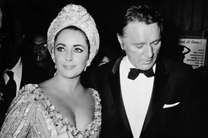 Colin Farrell | Η άγνωστη σχέση του με την Elizabeth Taylor