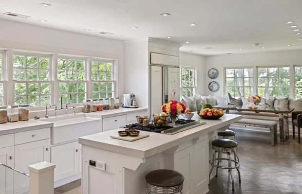 Yolanda Hadid | Το υπέροχο αγρόκτημα - καταφύγιο στην Pennsylvania που πουλάει έναντι 11 εκατομμυρίων δολαρίων