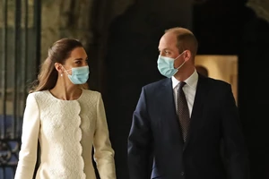 Kate Middleton – Πρίγκιπας William | Οι ρομαντικές φωτογραφίες τους για την 10η επέτειο του γάμου τους