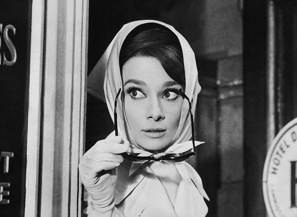 Audrey Hepburn | Η παραγωγός του 'Good Wife' θα γράψει τη σειρά για τη ζωή της