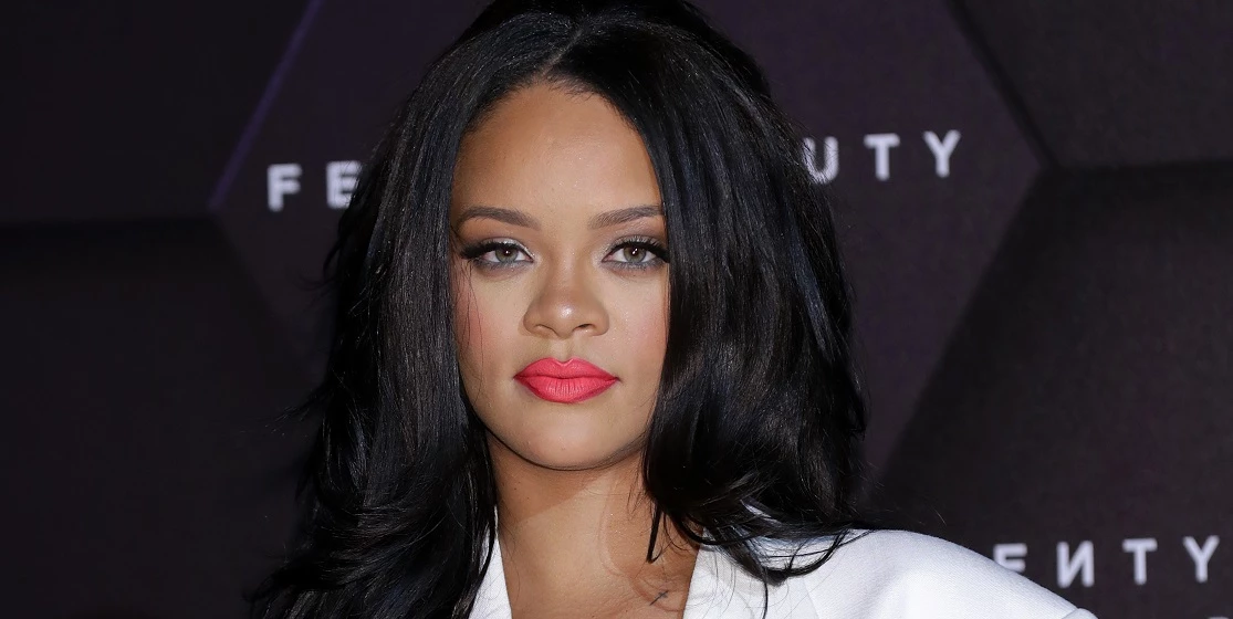 Gigi Hadid | Επέστρεψε στις πασαρέλες με νέο χρώμα στα μαλλιά της