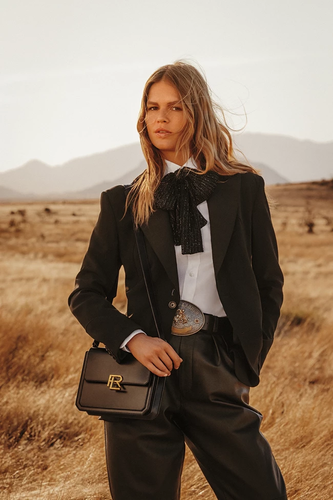 RL 888 | Η νέα it-bag του Ralph Lauren απευθύνεται σε δυναμικές γυναίκες που οραματίζονται το μέλλον