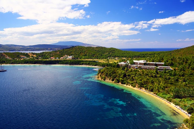 Skiathos Palace Hotel | Εκεί που το πράσινο των Κουκουναριών σμίγει με το απέραντο γαλάζιο