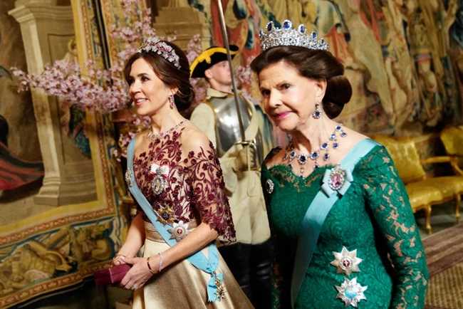 Mary της Δανίας | Ο συμβολικός χαρακτήρας και η ιστορία πίσω από την εντυπωσιακή τιάρα που φόρεσε σε επίσημο Gala