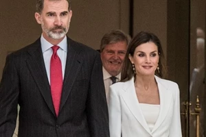 Βασίλισσα Letizia | Το παράξενο πρωτόκολλο που ακολουθεί στα ταξίδια