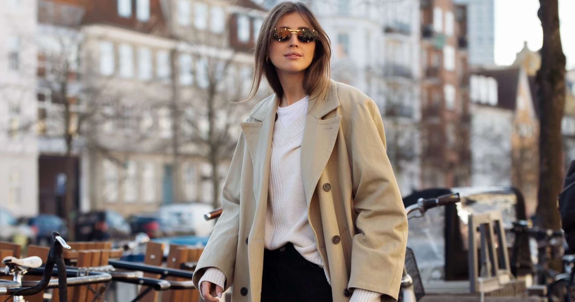 Denim skirt | Πώς θα φορέσετε με στιλ το πιο διάσημο bottom για την άνοιξη του 2023