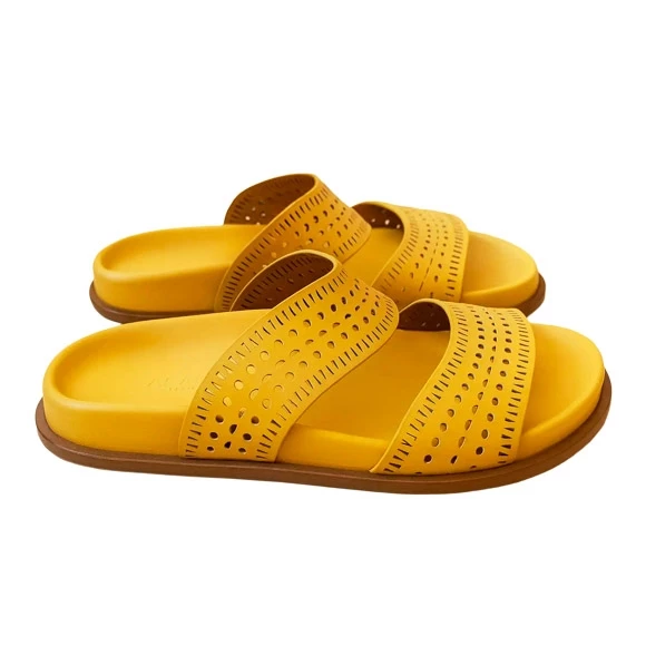 alaia leather sandals