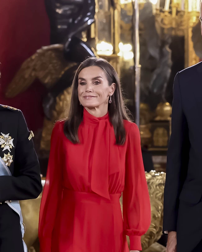 Βασίλισσα Letizia | Η αληθινή ιστορία πίσω από τα ρουμπινένια σκουλαρίκια της