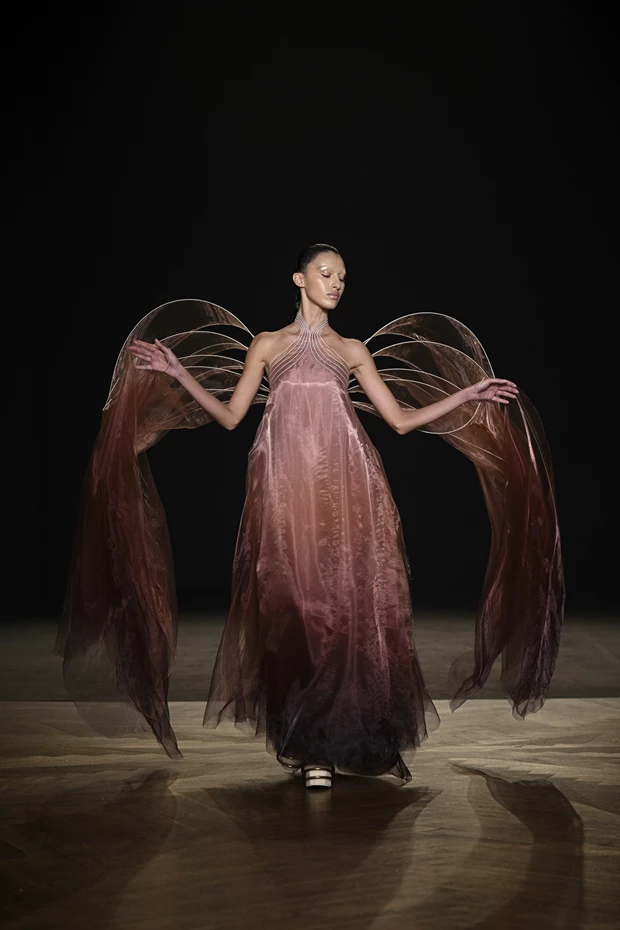 Iris Van Herpen HC FW2526