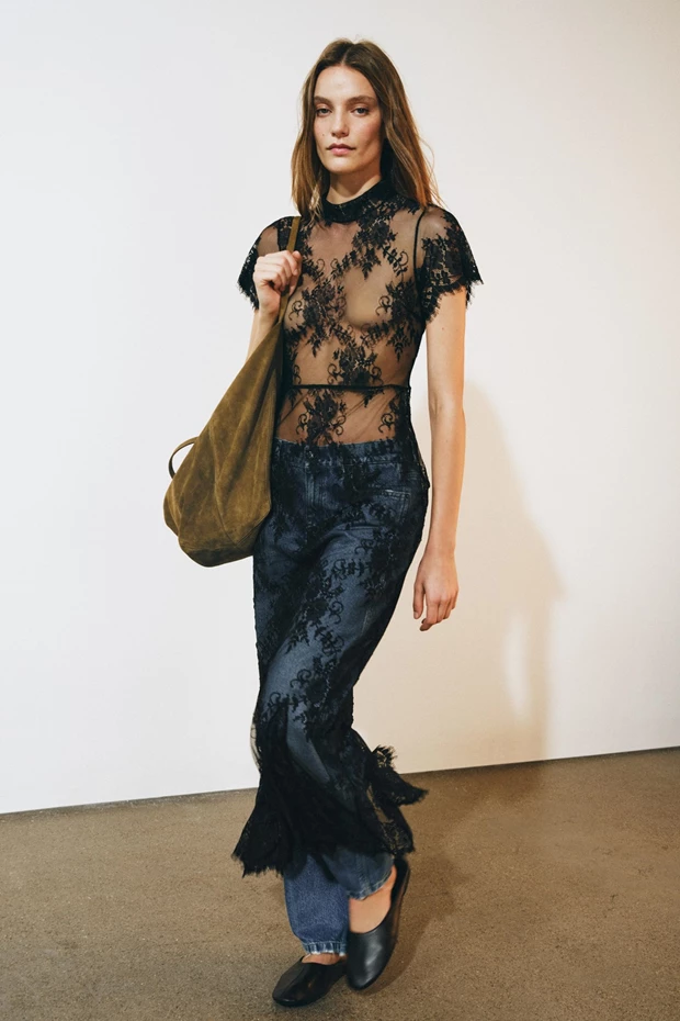 Μάξι φόρεμα δαντέλα ZW Collection, Zara.