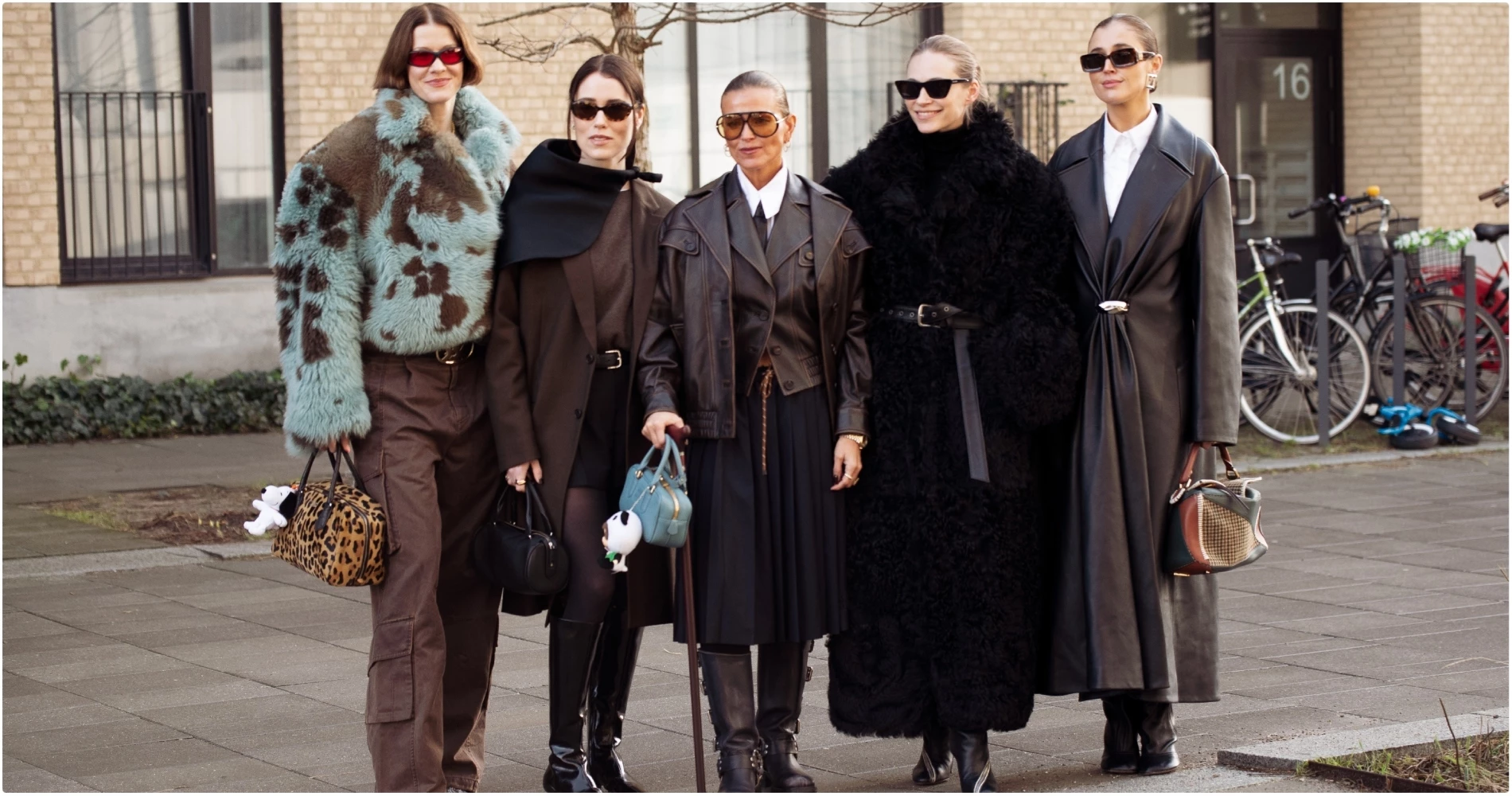 Το πουκάμισο στο διαχρονικό μοτίβο που θα προσφέρει θηλυκή πινελιά στις εμφανίσεις σας