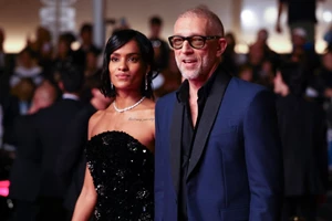 Vincent Cassel & Narah Baptista | Νέες φωτογραφίες του ενός έτους γιου τους, Caetano