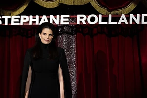 Αθηνά Ωνάση | Για ποιον λόγο παρακολουθεί μόνο τα shows του οίκου Stephane Rolland;