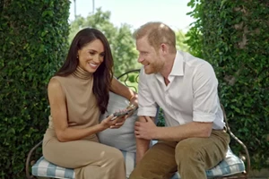 Πρίγκιπας Harry & Meghan Markle | Τους απέκλεισαν από επίσημη οικογενειακή συγκέντρωση