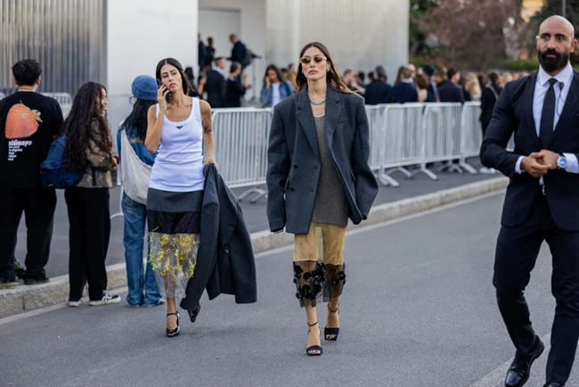 The Style | Πώς θα φορέσετε με στιλ ένα oversized σακάκι