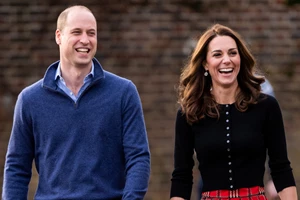 Kate Middleton | Ο τρυφερός συμβολισμός πίσω από το κολιέ που φόρεσε στην περιοδεία της