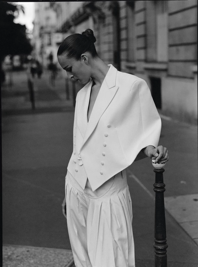 Harpers Bazaar x Julia Bergshoeff