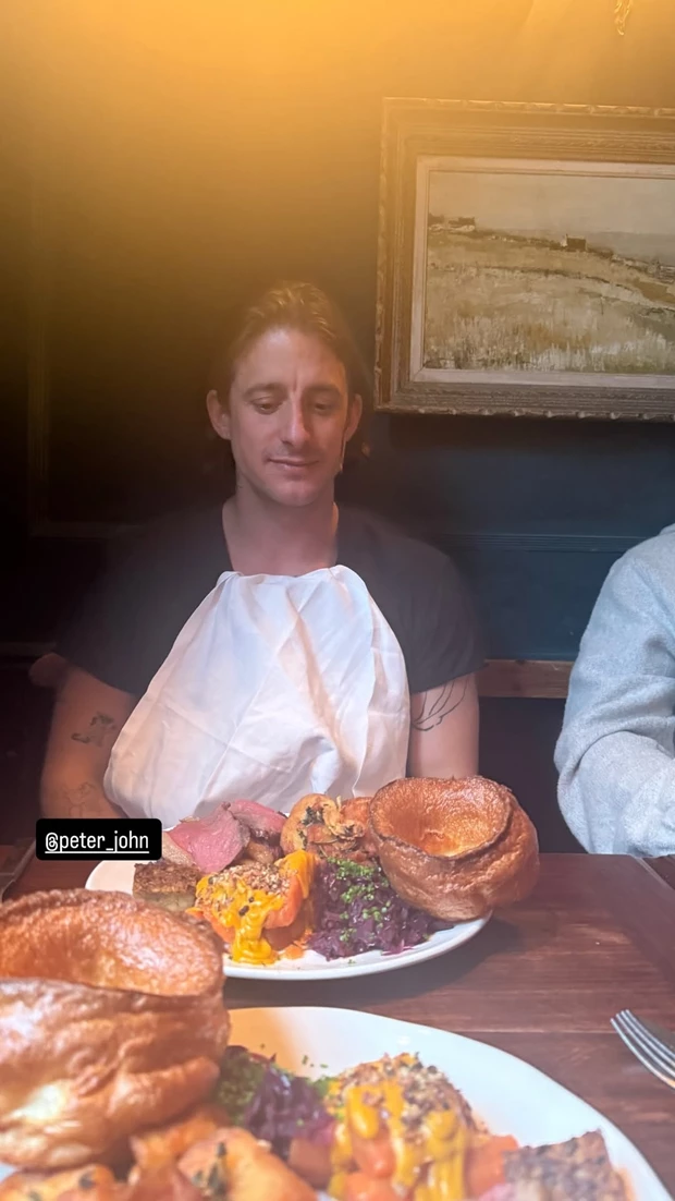 Κωνσταντίνος Αλέξιος | Early dinner με τον πιο underground σχεδιαστή του Λονδίνου