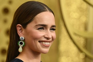 Η Emilia Clarke μιλά για τις γυμνές σκηνές στο Game of Thrones