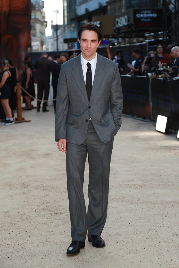 Robert Pattinson