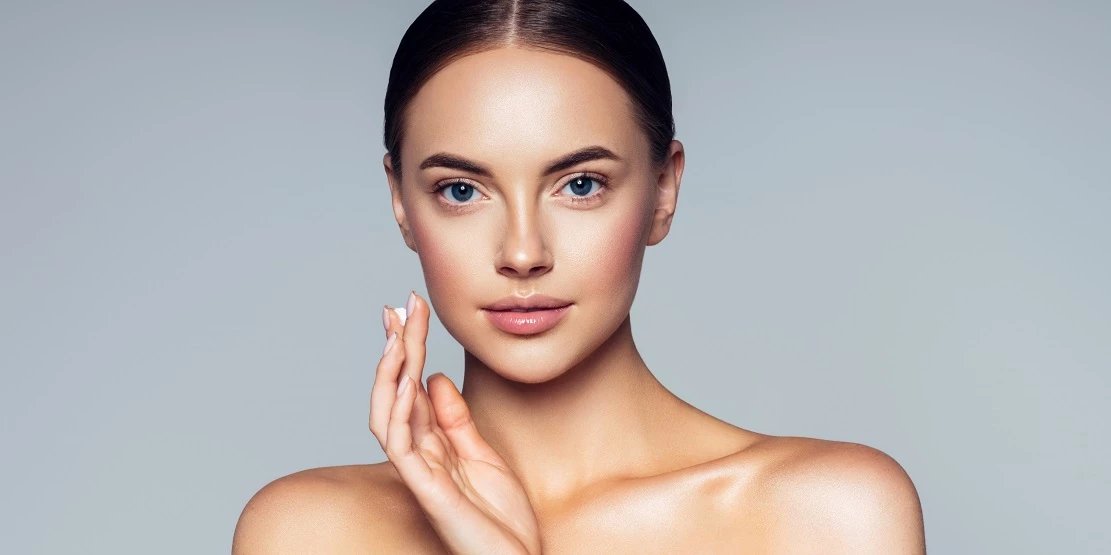 Υαλουρονικό οξύ | Οι 5 μεγαλύτεροι μύθοι για το gold standard της ενυδάτωσης