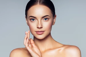 Υαλουρονικό οξύ | Οι 5 μεγαλύτεροι μύθοι για το gold standard της ενυδάτωσης