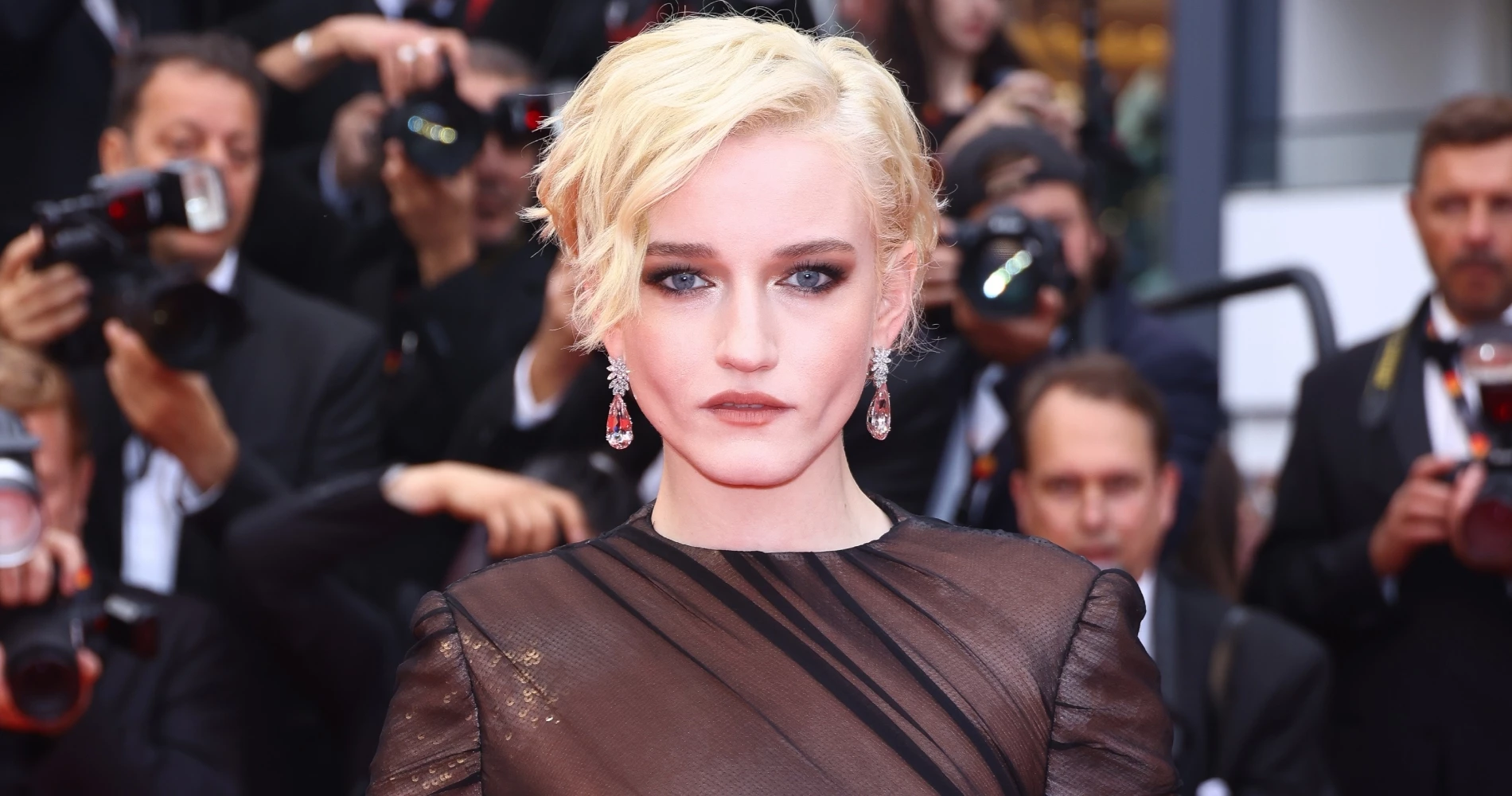 Natalie Portman | Το elegant beauty look της στο Φεστιβάλ των Καννών