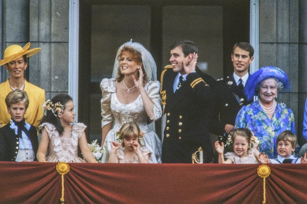 Sarah Ferguson | Η πολυέξοδη ζωή και οι παράλογες απαιτήσεις μετά τον γάμο με τον πρώην πρίγκιπα Andrew