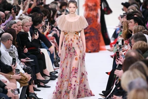 Paris Fashion Week | Το πρόγραμμα που ανακοινώθηκε και οι ηχηρές απουσίες