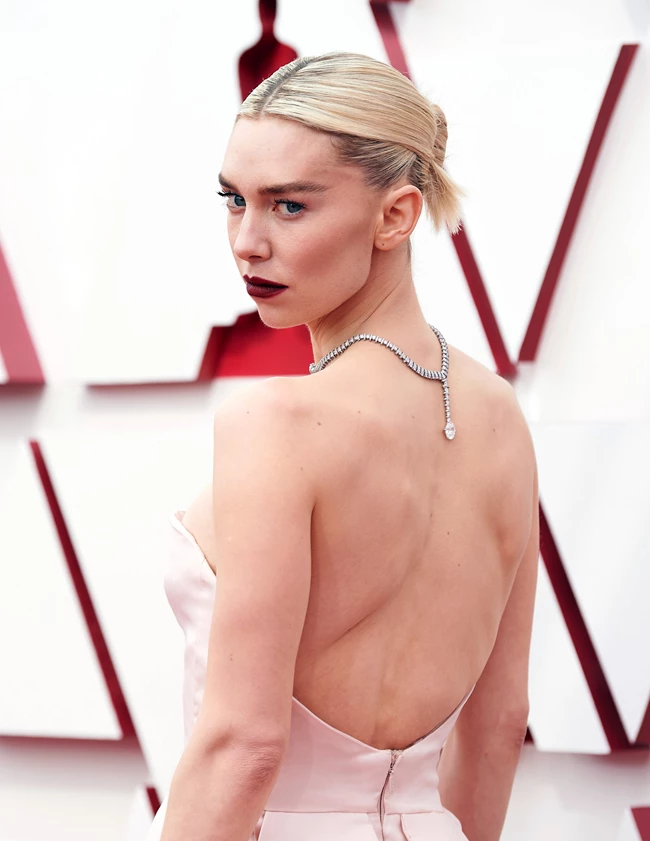 Vanessa Kirby Oscars 2021