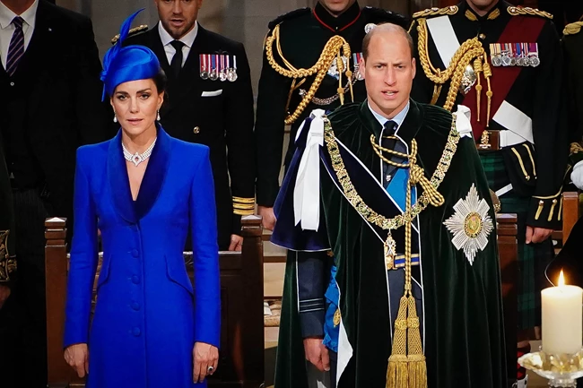 Kate Middleton | Η αναπάντεχη αναπλήρωσή της σε επίσημο οικογενειακό πορτρέτο