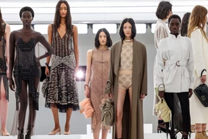 MFW SS'25 | O φόρος τιμής στον Roberto Cavalli