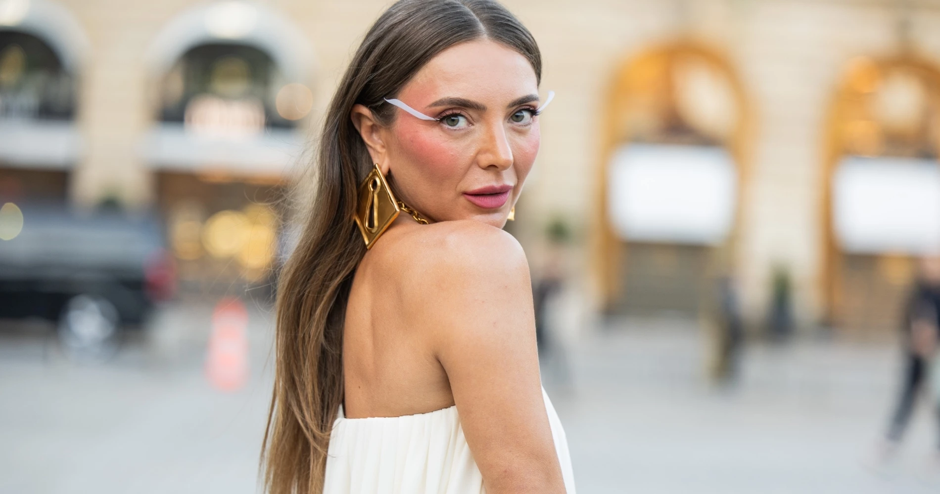 9 καλοκαιρινά αρώματα που μυρίζουν σαν αντηλιακό