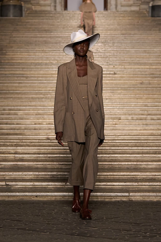 Max Mara resort 26