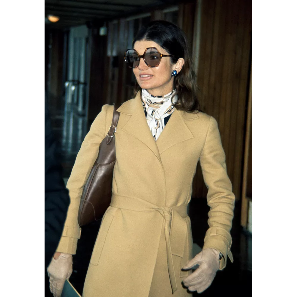 Τα oversized γυαλιά ηλίου της Jackie Kennedy
