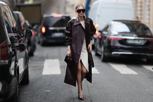 Meghan Markle | Στην Ιορδανία με κομψό ημίπαλτο Zara