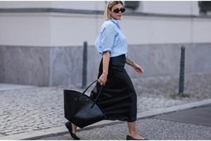 Αυτά τα πέδιλα είναι τάση και δεν χρειάζεται να περιμένετε το καλοκαίρι για να τα φορέσετε