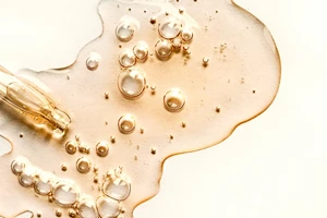 Οι καλύτερες κρέμες με βιταμίνη C που μπορείτε να αγοράσετε τώρα