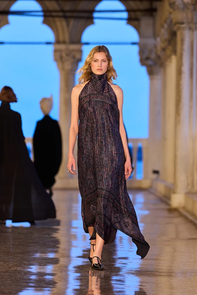 Max Mara Resort 2025