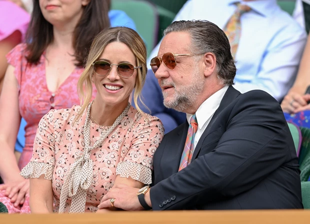 Russell Crowe και Britney Theriot