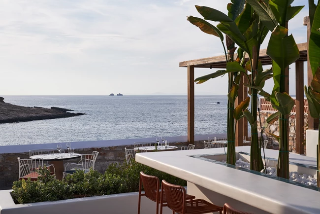 Olvo | Η νέα γαστρονομική άφιξη στην Πάρο φέρει την υπογραφή του Αλέξανδρου Τσιοτίνη